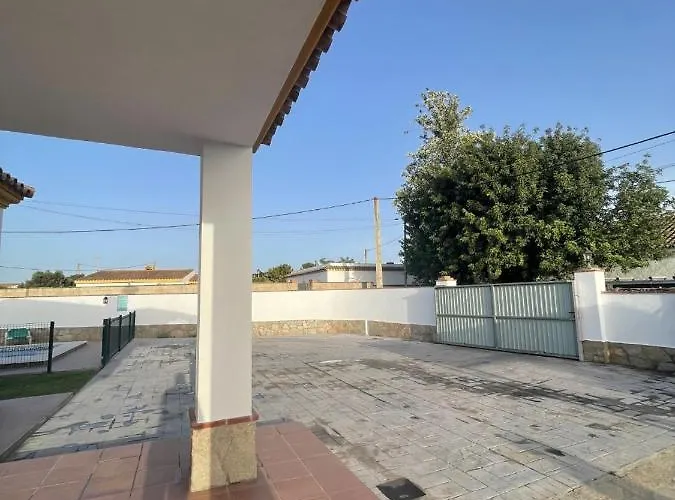 Casa Suroeste * קוניל דה לה פרונטרה